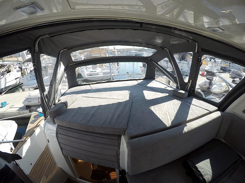 Book yachts online - motorboat - Marex 320 Aft Cabin Cruiser - NEW 2023! - rent