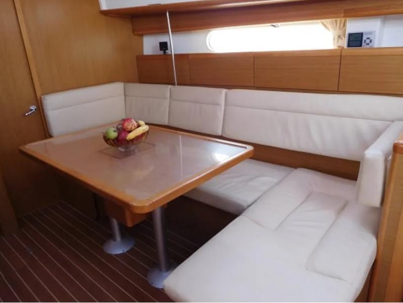 Book yachts online - sailboat - Sun Odyssey 44 i - SUN ODYSSEY 44i (2010) ANASTASIA - ATH - rent