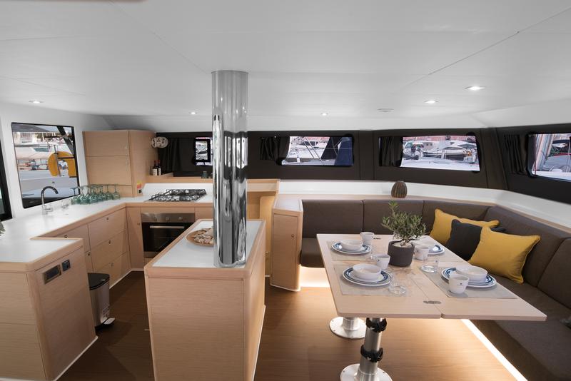 Book yachts online - catamaran - Dufour Catamaran 48 - Orfeas - rent