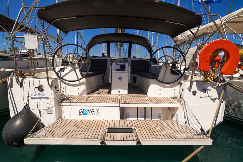 Book yachts online - sailboat - Sun Odyssey 410 - GEVA X - rent
