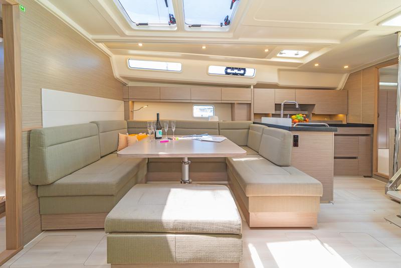 Book yachts online - sailboat - Hanse 458 - ECLIPSE - rent