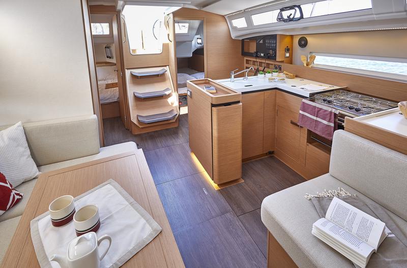 Book yachts online - sailboat - Sun Odyssey 410 - new (K) - rent