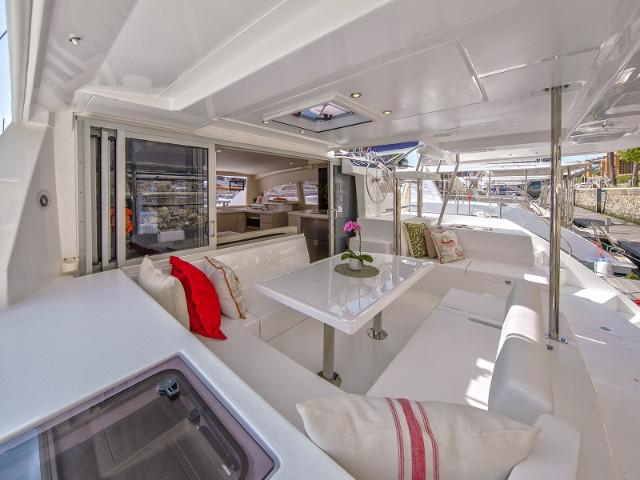 Book yachts online - catamaran - Sunsail 404 - Sunsail 404 (2018) - rent
