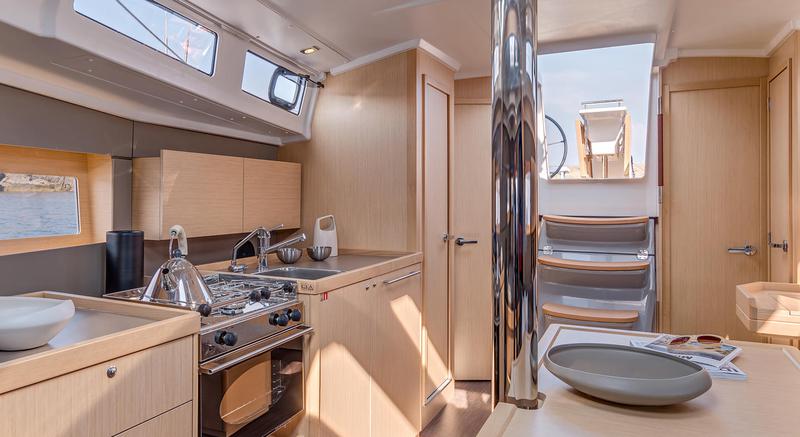 Book yachts online - sailboat - Oceanis 38.1 - Oceanis 38.1 (2018) - rent