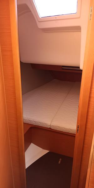 Book yachts online - sailboat - Dufour 390 Grand Large - Special One - rent