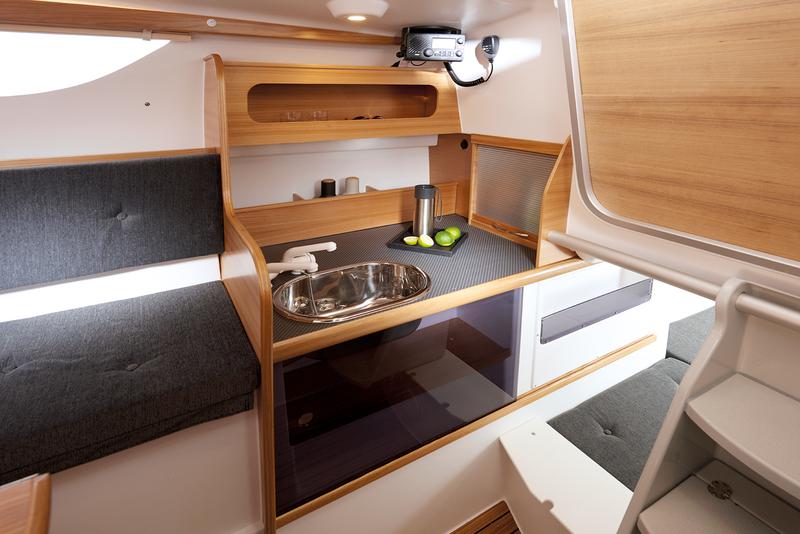 Book yachts online - other - Dragonfly 28 - Kalmos - rent