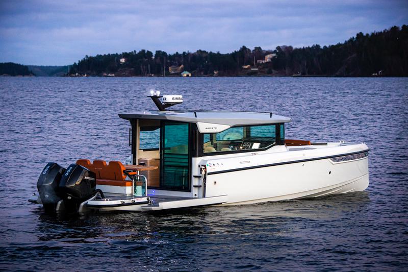 Book yachts online - motorboat - Saxdor 320 GTC - Saxdor 320 GTC (2023) - rent
