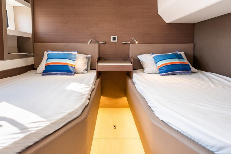 Book yachts online - catamaran - Bali 5.4. - MIM OCEAN TWO - rent