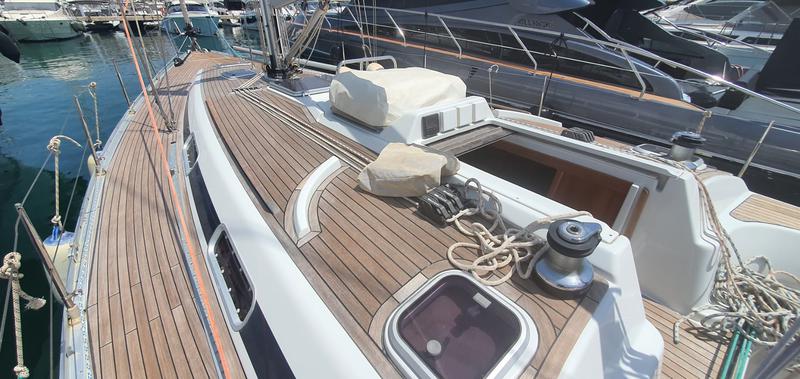 Book yachts online - sailboat - Grand Soleil 43 - Nemo - rent