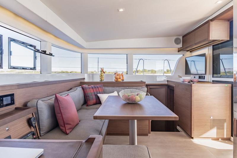 Book yachts online - catamaran - Lagoon 40 - Shima - rent