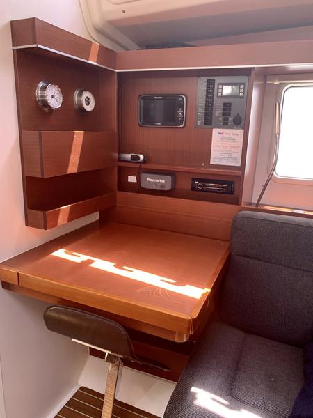 Book yachts online - sailboat - Hanse 445 - 4 cabin - Aldebaran - rent