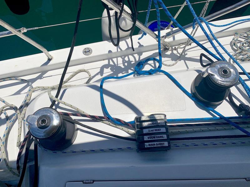 Book yachts online - sailboat - Hanse 445 - 4 cabin - Okhotnik - rent