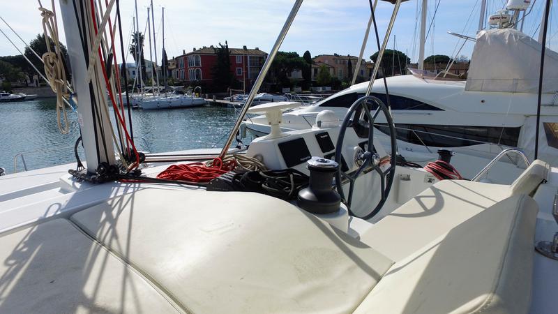 Book yachts online - catamaran - Bali 4.1 - Malea IV - rent
