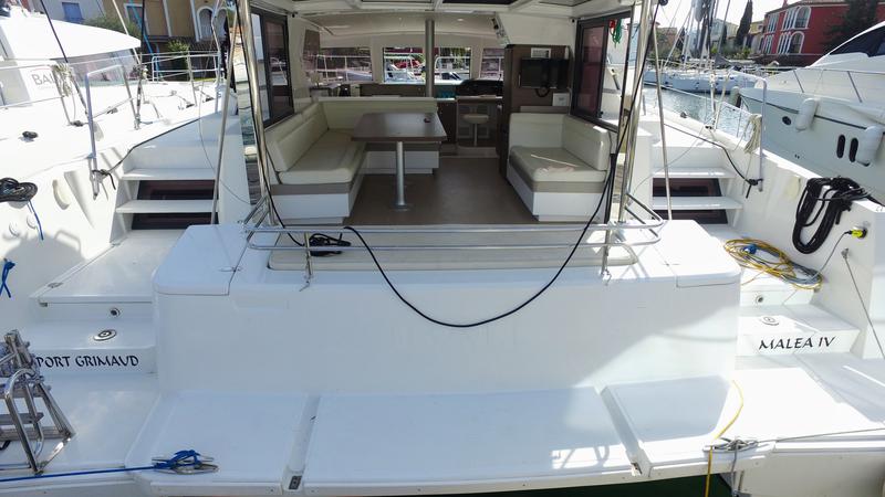 Book yachts online - catamaran - Bali 4.1 - Malea IV - rent