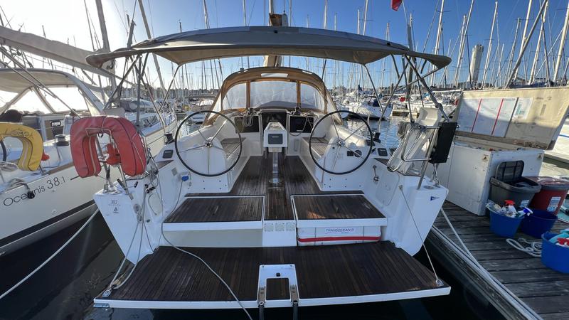Book yachts online - sailboat - Dufour 382 Grand Large - Excalibur - rent