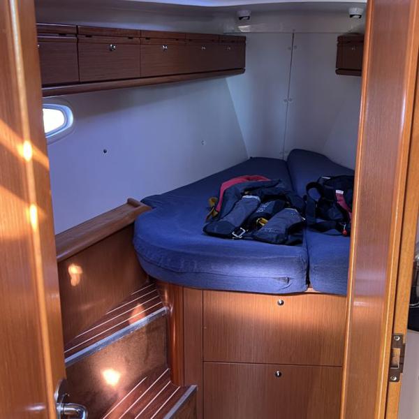 Book yachts online - sailboat - Bavaria Cruiser 40 - Arloup - rent