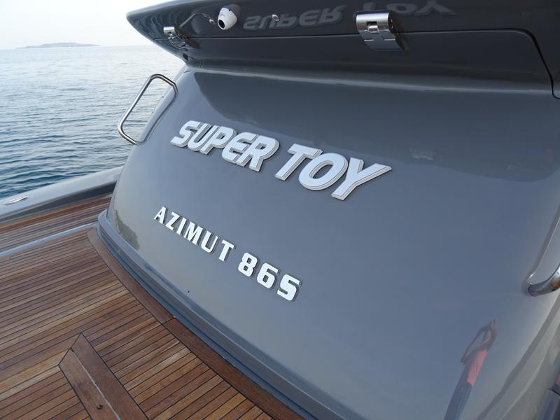 Book yachts online - motorboat - Azimut 86 - Super Toy - rent