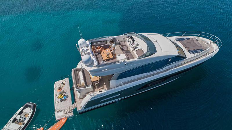 Book yachts online - motorboat - Prestige 630S - Simull - rent