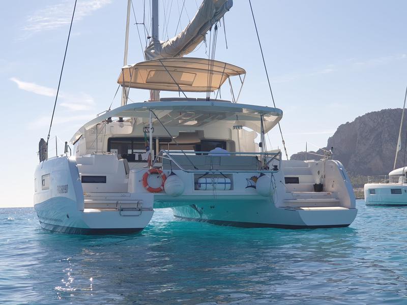 Book yachts online - catamaran - Lagoon 46 - Baraonda - rent