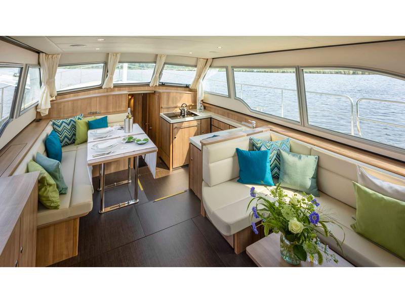 Book yachts online - motorboat - Linssen Grand Sturdy 45.0 AC - Corsair - rent