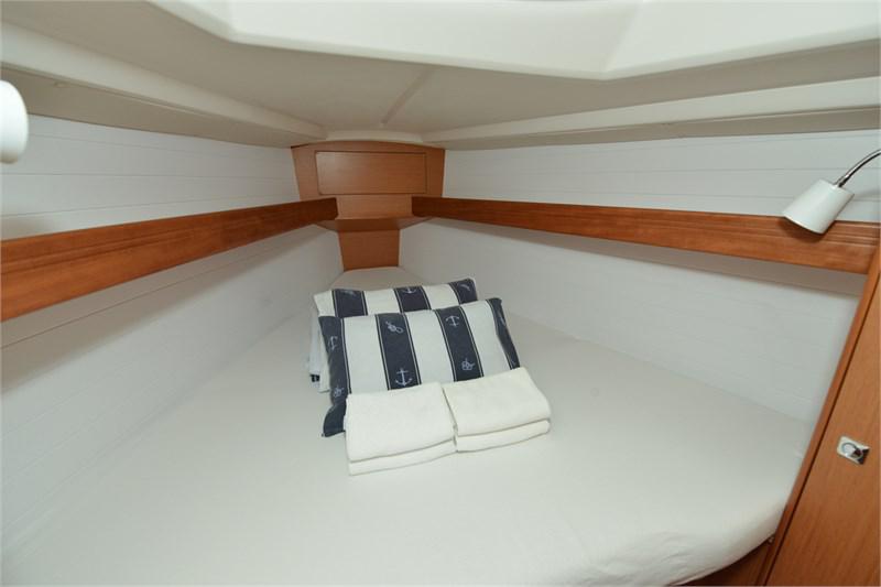 Book yachts online - False - Bavaria Cruiser 33 (2Cab) - Ami - rent