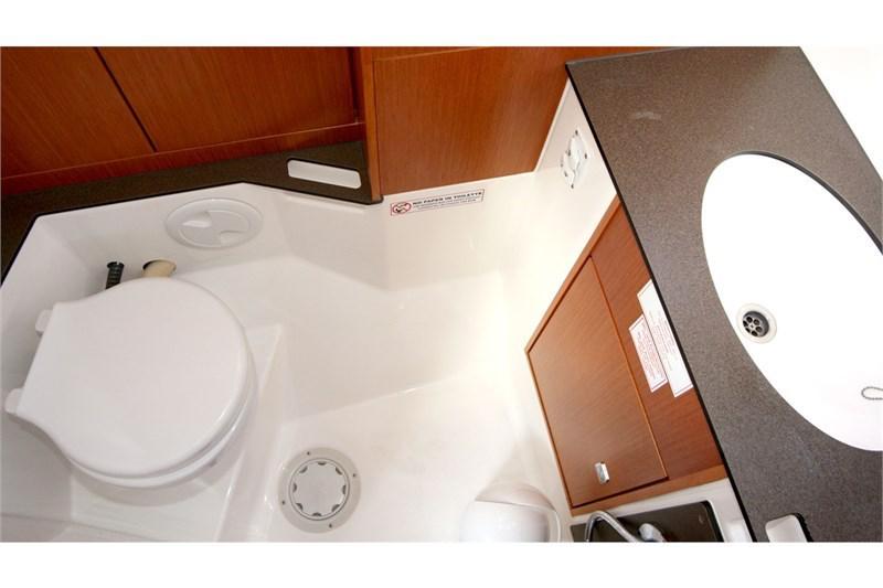 Book yachts online - False - Bavaria Cruiser 37 (3Cab) - Bibi - rent