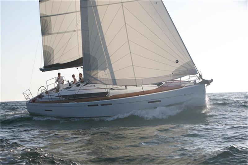 Book yachts online - False - Sun Odyssey 409 (3Cab) - FourTwo - rent