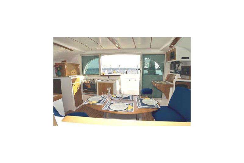 Book yachts online - False - Lagoon 380 (4Cab) - Pom'Ka - rent