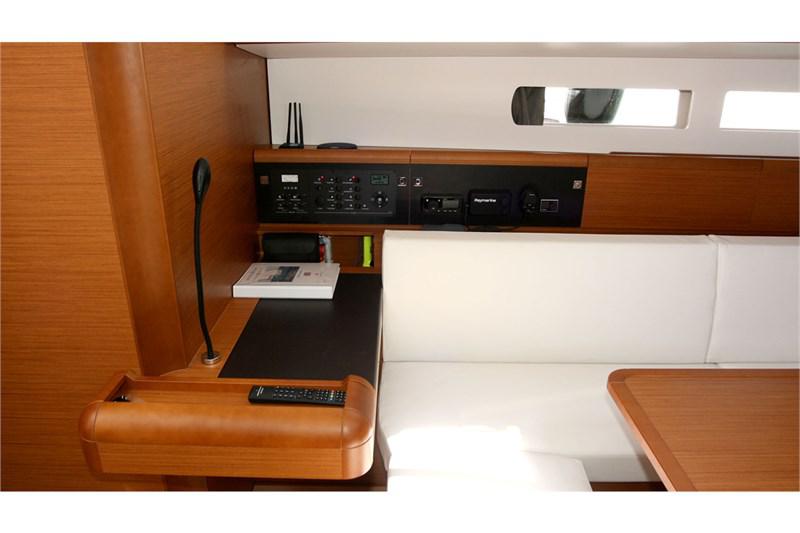 Book yachts online - False - Sun Odyssey 479 (4Cab) - Vencel - rent