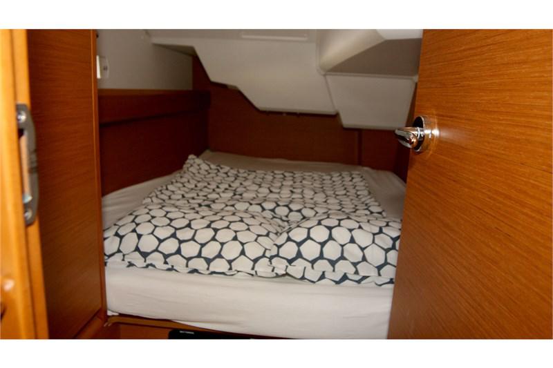 Book yachts online - False - Sun Odyssey 389 (3Cab) - Sound of Silence - rent
