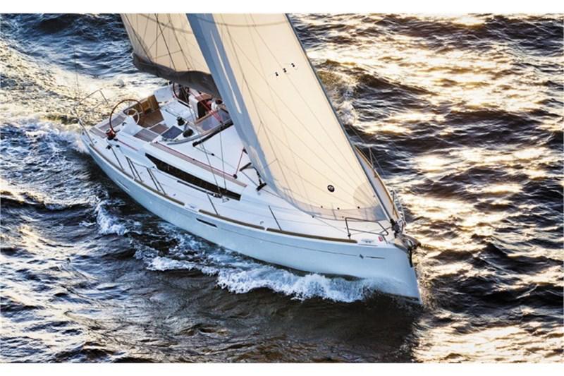 Book yachts online - False - Sun Odyssey 389 (3Cab) - Tequila Sunrise - rent
