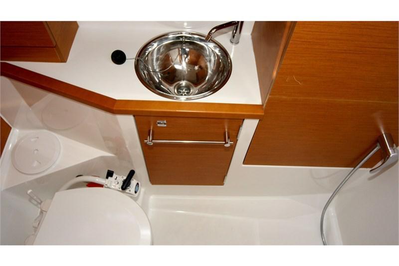 Book yachts online - False - Sun Odyssey 389 (3Cab) - Tequila Sunrise - rent
