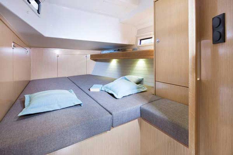 Book yachts online - False - Bavaria Cruiser 45 (4Cab) - Eva - rent