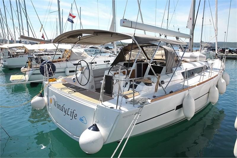 Book yachts online - False - Dufour 460 Grand Large (5cab) -  WindyLife - rent