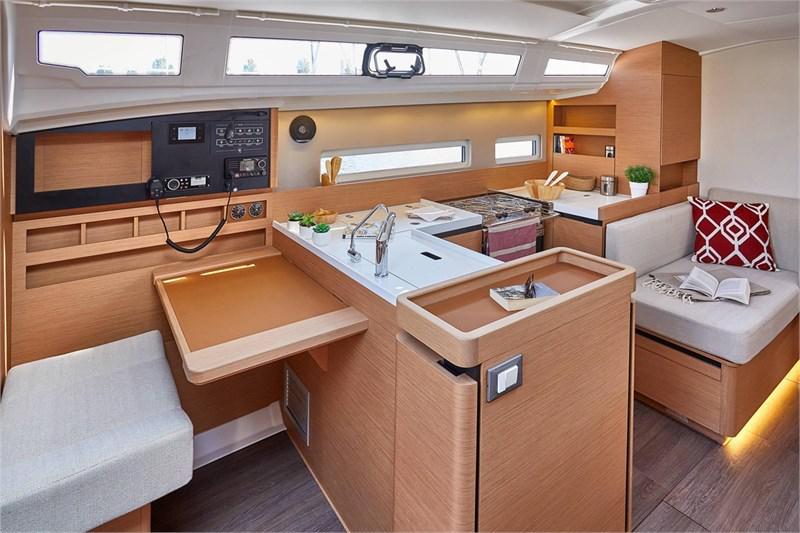 Book yachts online - False - Sun Odyssey 410 (3Cab) - Capri - rent
