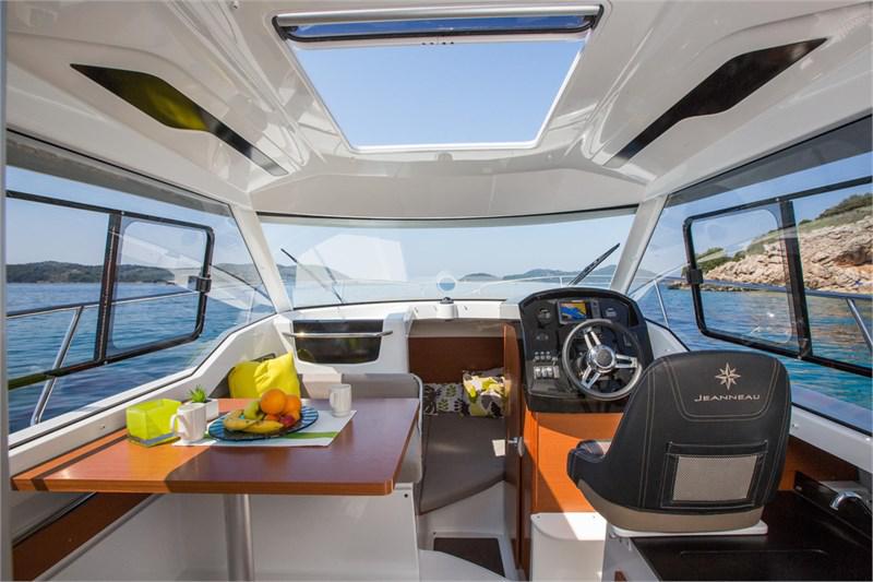 Book yachts online - False - Merry Fisher 795 - Tena - rent