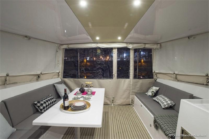 Book yachts online - False - Nautitech Open 40 (4Cab) - Madeveira - rent