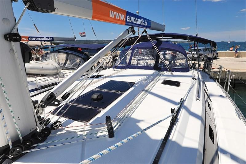 Book yachts online - False - Bavaria Cruiser 46 (4Cab) - Summer Jazz - rent