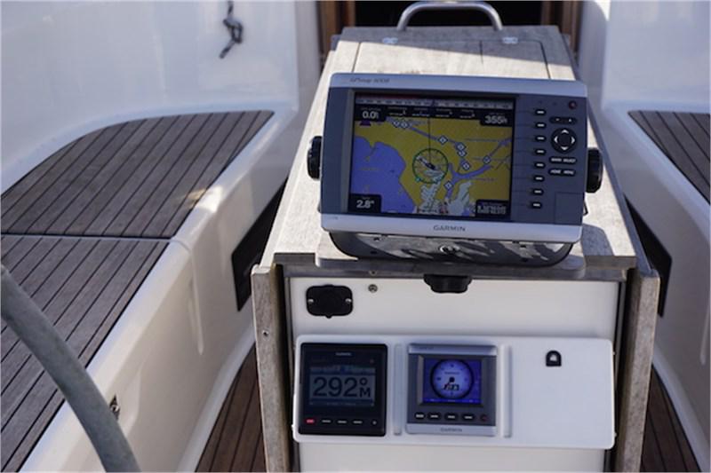 Book yachts online - False - Bavaria Cruiser 40 (3Cab) - Santiano - rent