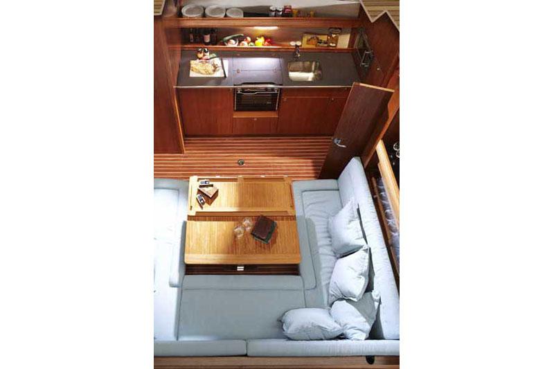 Book yachts online - False - Bavaria 43 Cruiser (3Cab) - Endless Summer - rent