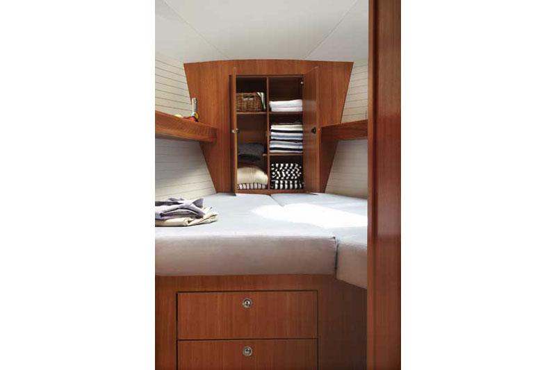 Book yachts online - False - Bavaria 43 Cruiser (3Cab) - Aboat Time - rent