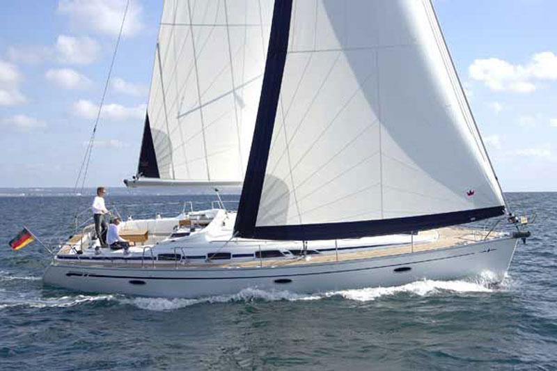 Book yachts online - False - Bavaria 43 Cruiser (3Cab) - Reel Therapy - rent
