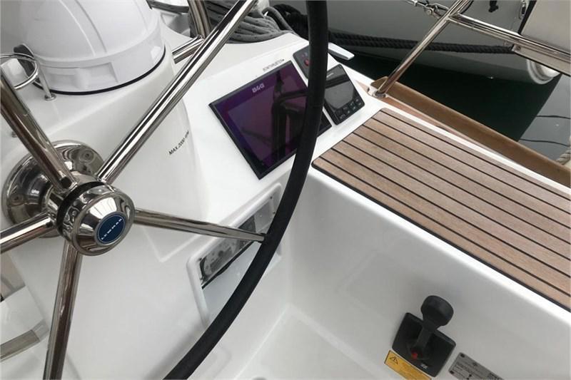 Book yachts online - False - Sun Odyssey 519 (5Cab) - Alboran Jerez (Mallorca/La Lonja) - rent
