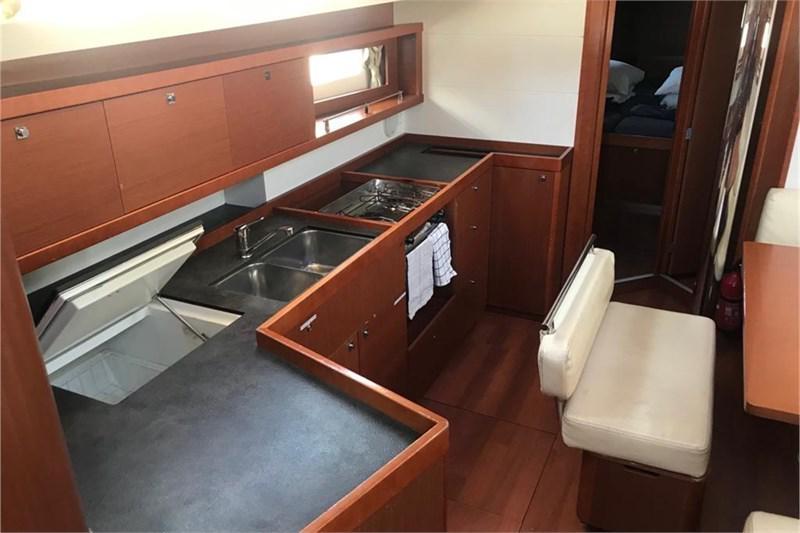 Book yachts online - False - Oceanis 45 (4Cab) - Alboran Gin Tonic (Radazul) - rent