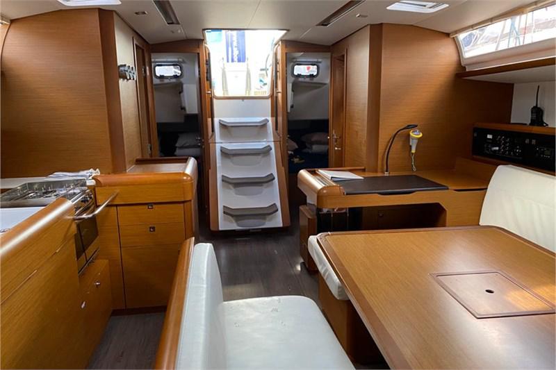 Book yachts online - False - Sun Odyssey 519 (5Cab) - Alboran Pacharán (Radazul) - rent