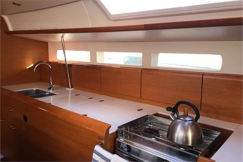 Book yachts online - False - Sun Odyssey 519 (5Cab) - Alboran Bourbon (Las Galletas/Marina del Sur) - rent