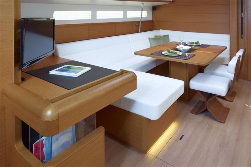 Book yachts online - False - Sun Odyssey 519 (5Cab) - Alboran Prosecco (Palmeira) - rent