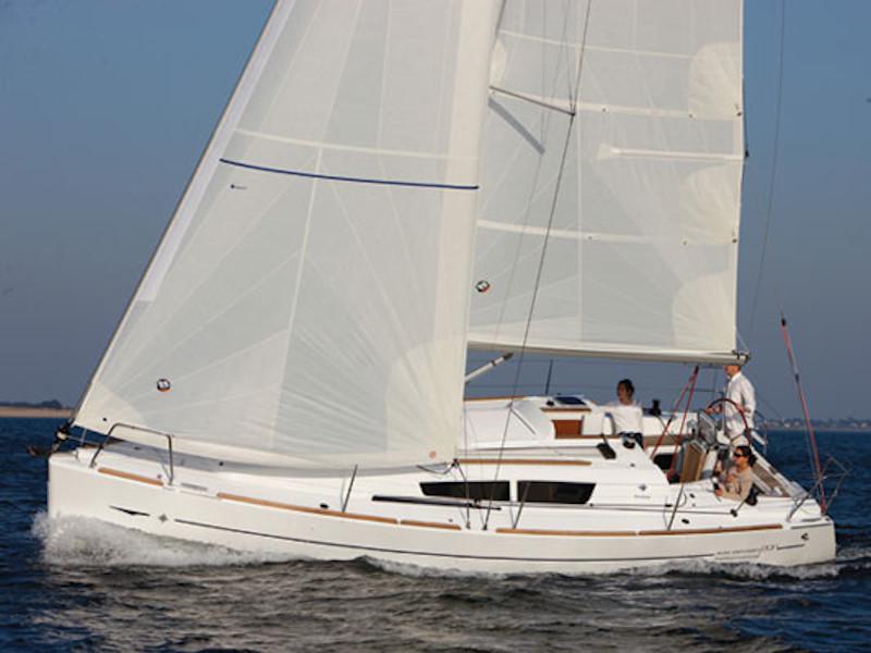 Book yachts online - sailboat - Sun Odyssey 33i - Nevena - rent