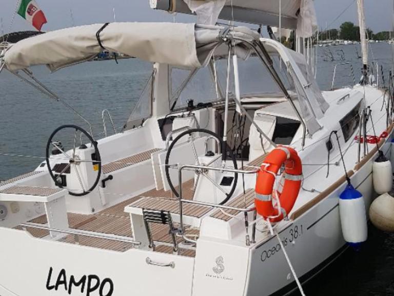 Book yachts online - sailboat - Oceanis 38.1 - Lampo - rent