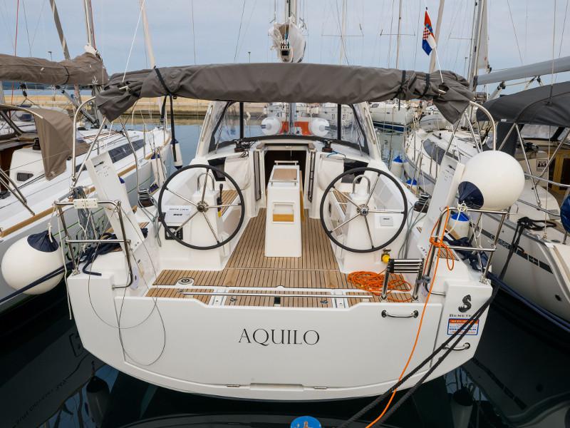 Book yachts online - sailboat - Oceanis 35.1 - Aquilo - rent